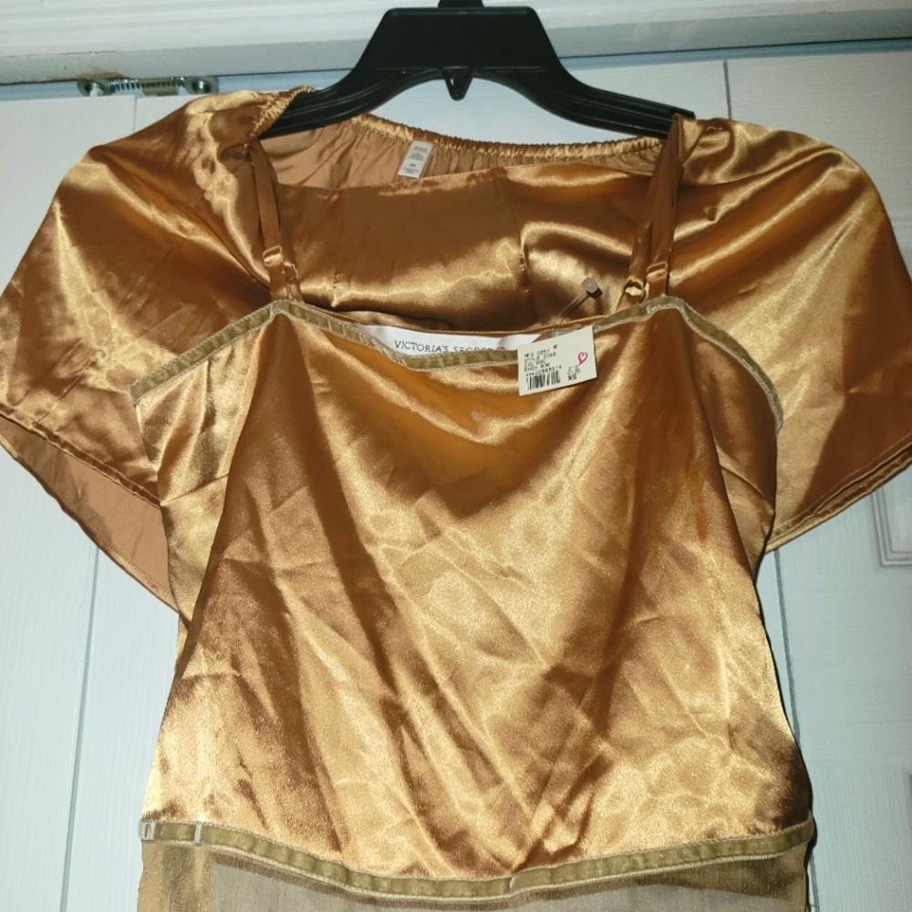 Vintage NWT Victoria Secrets XS Gold shorts sleep set